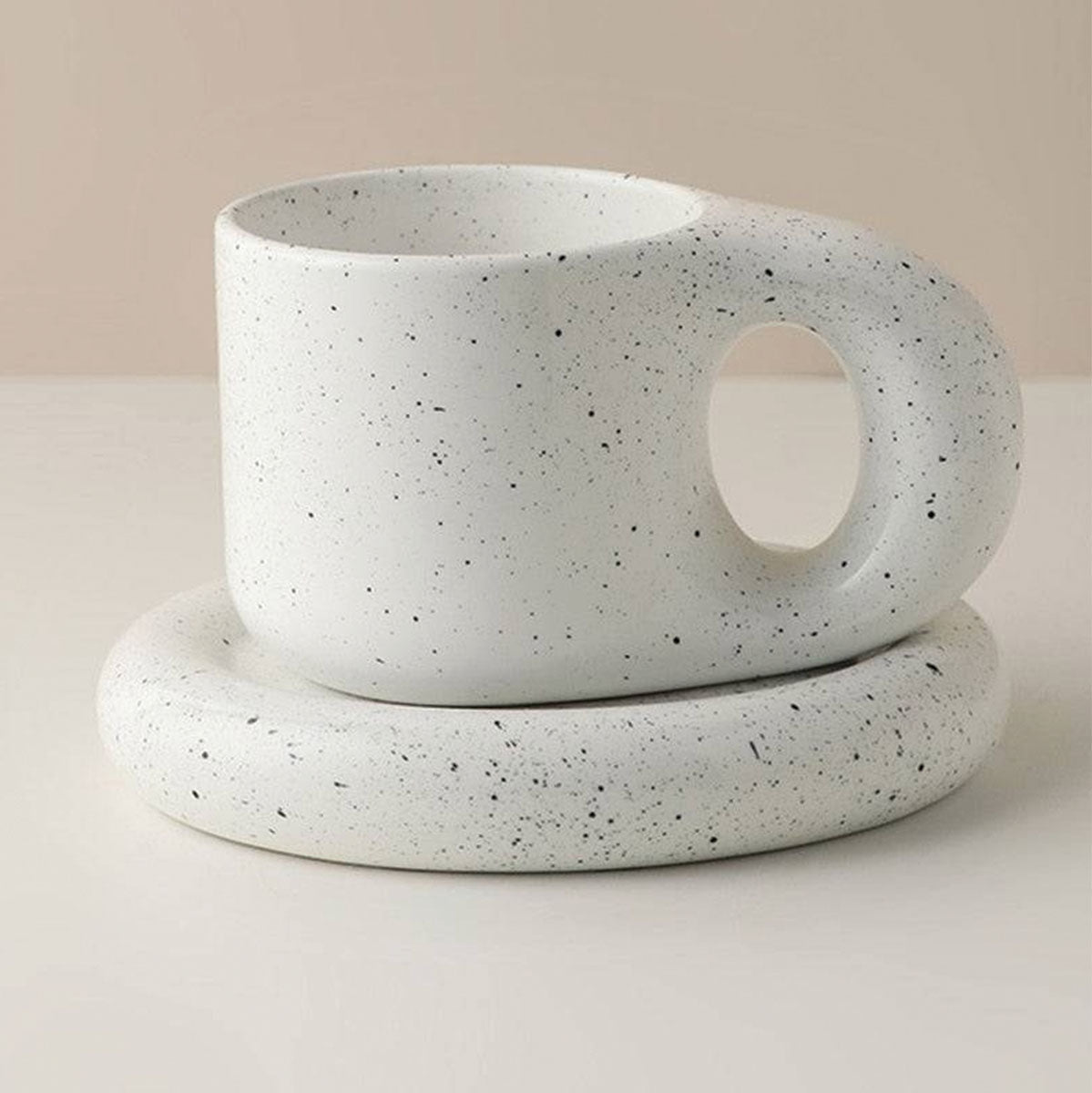 SUENTA Chunky Keramik Espressotassen im Boho-Stil mit Ergonomischem Griff Gesprenkeltes Weiß
