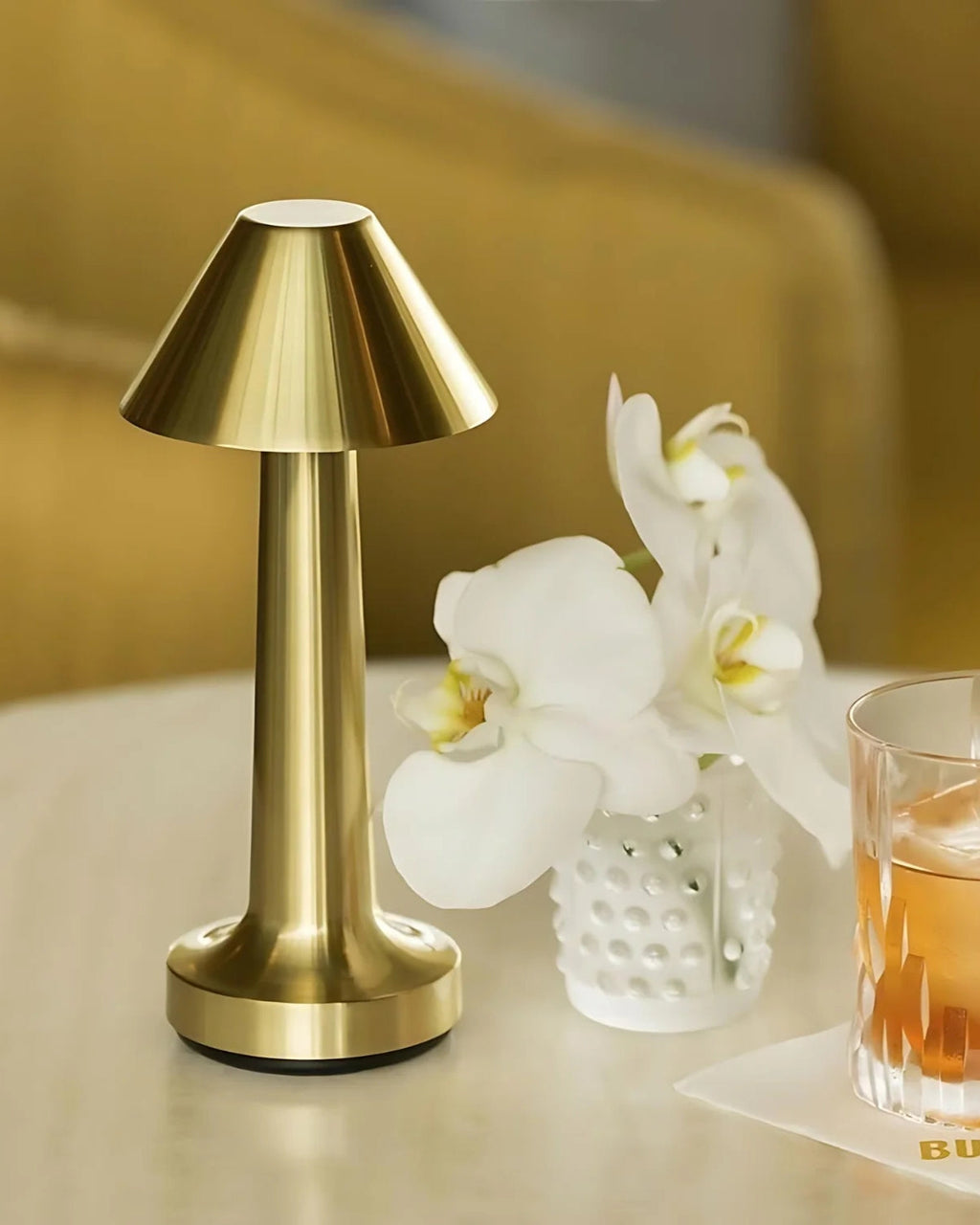 SUENTA Drahtlose Tischlampe aus Metall in Gold – Elegante Beleuchtung