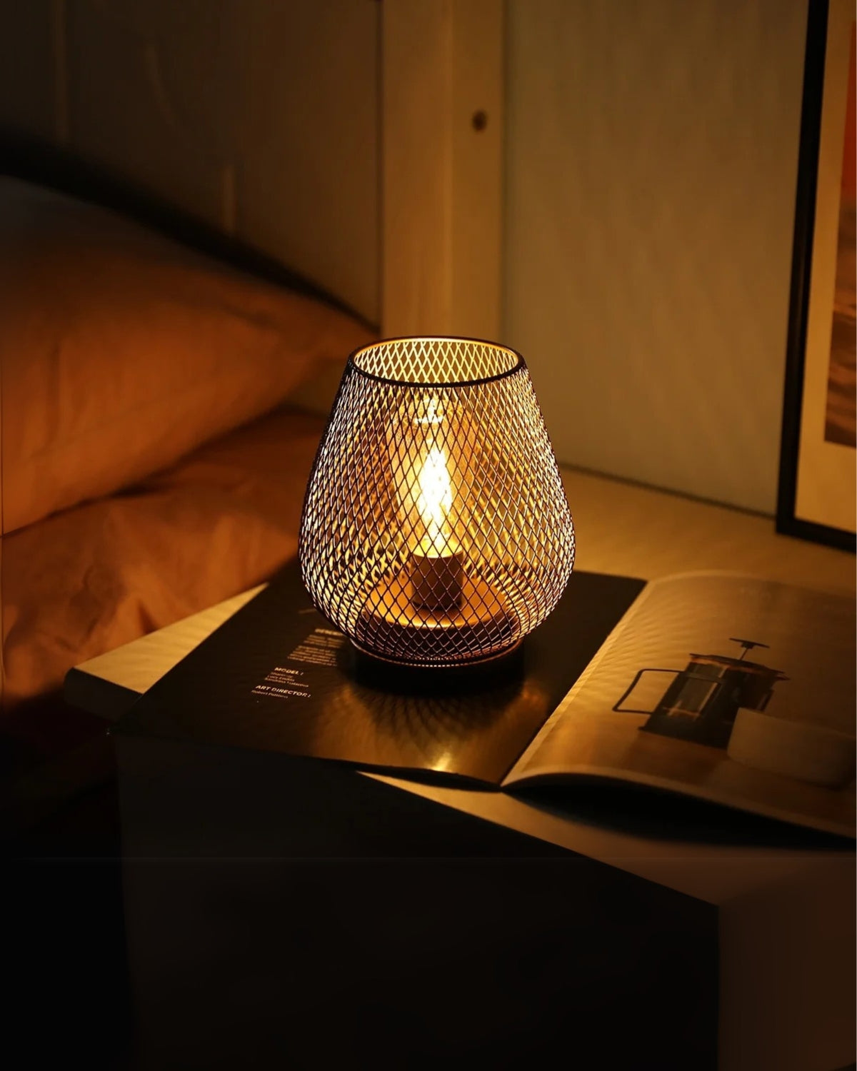 SUENTA Elegante Drahtlose LED Lampe mit Warmem Licht – Metall Design