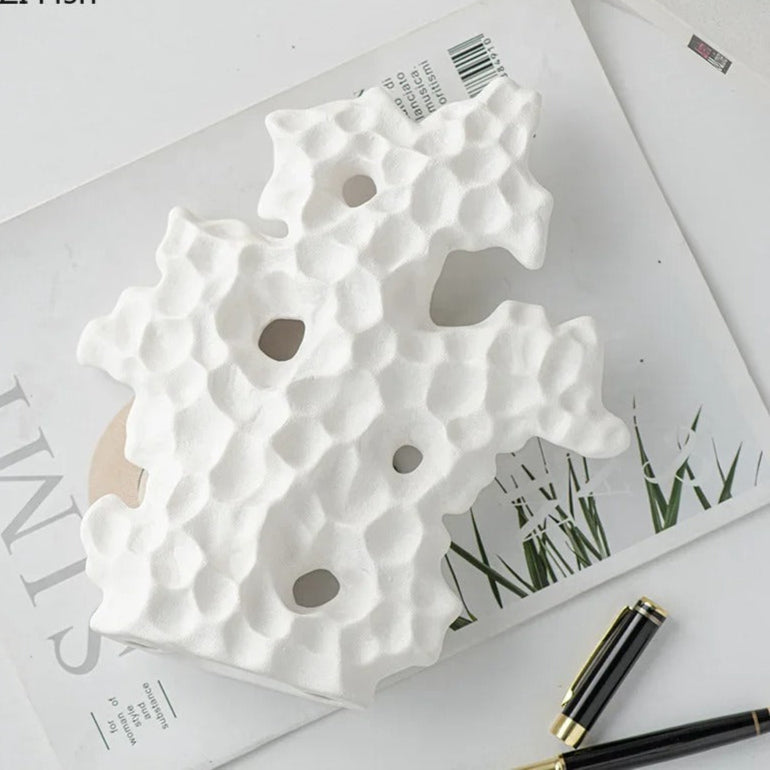 SUENTA Elegante Keramik Korallenstatue – Naturinspirierte Dekoration