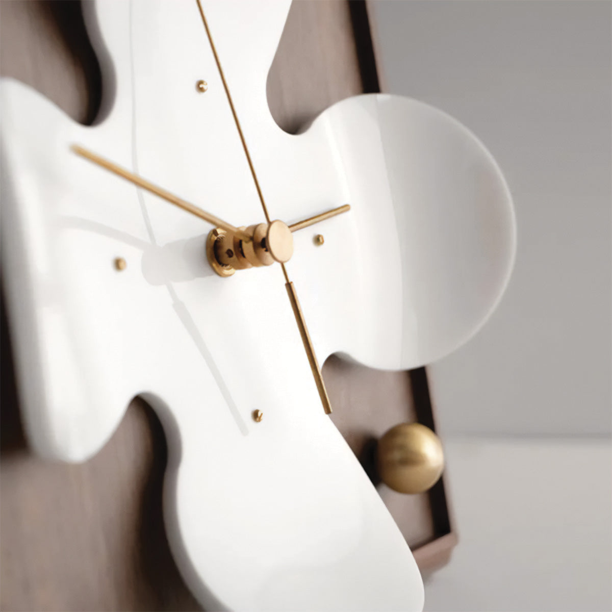 SUENTA Geräuschlose Holz Wanduhr Modern – Elegantes Design für jeden Raum