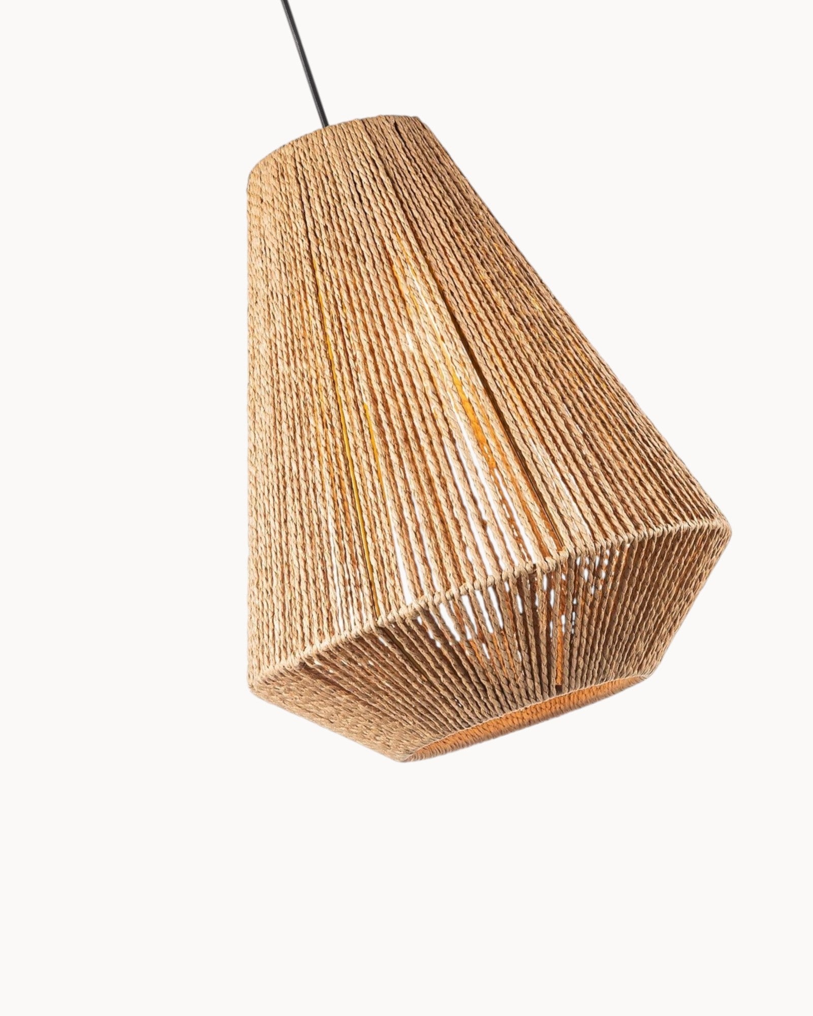 SUENTA Hängelampe Vela aus Holz mit Höhenverstellung – Pendelleuchte für Esstisch