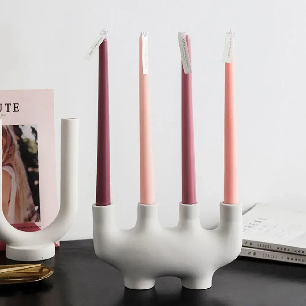 SUENTA Kerzenständer und Vase aus Keramik mit mattem Finish – Weiß
