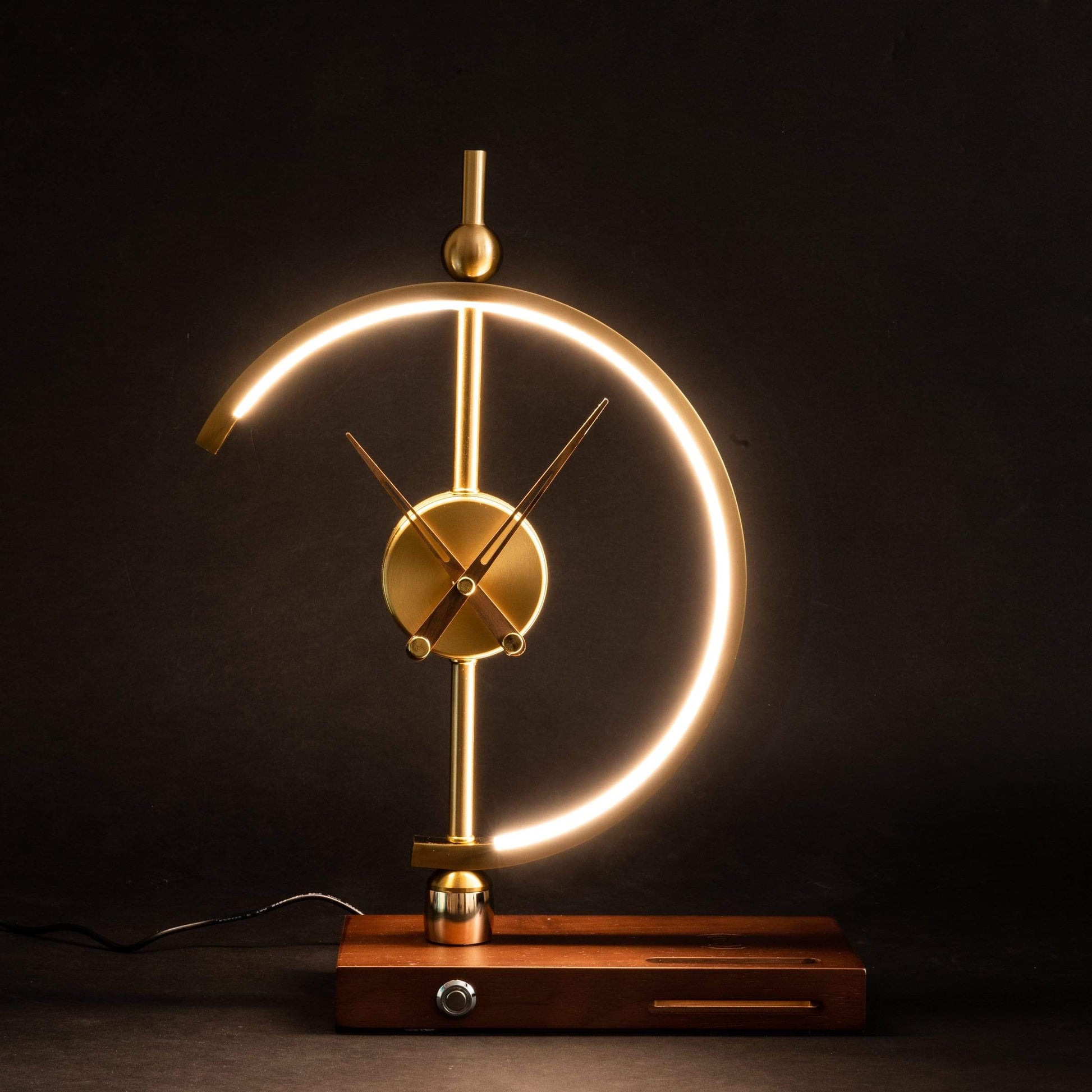 SUENTA Lampenuhr Mit Kabellose Ladefunktion Beleuchtung