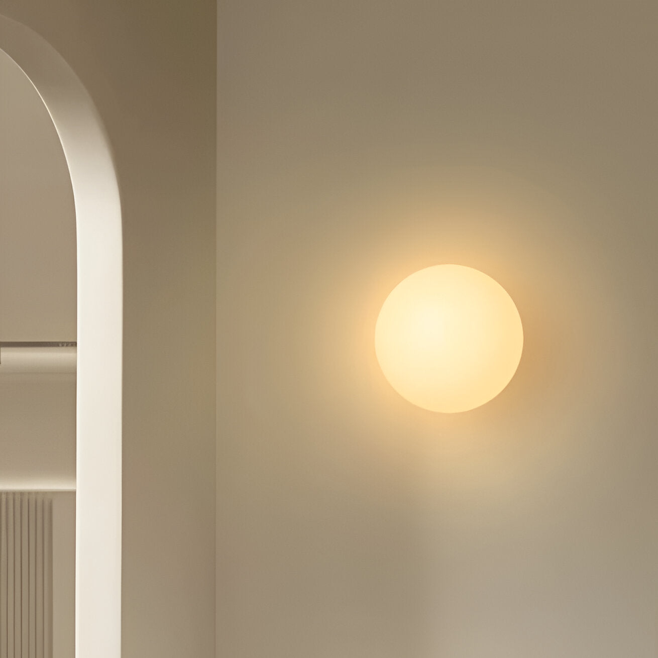 SUENTA Minimalistische Wandlampe aus Glas mit LED – Verschiedene Größen