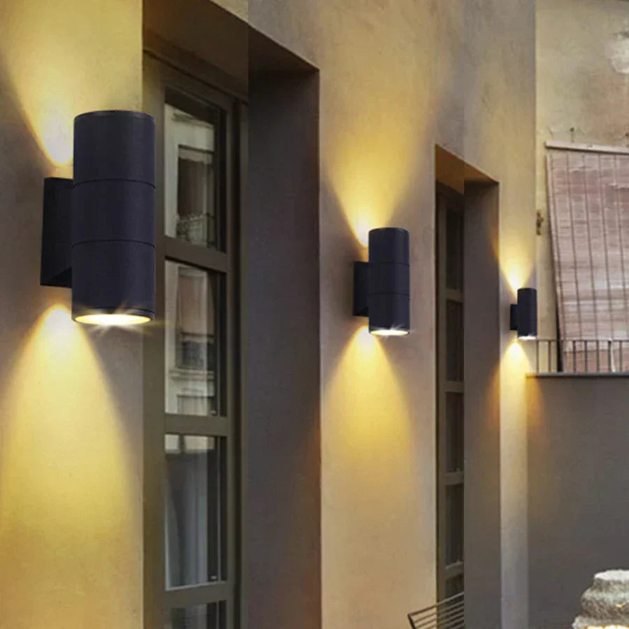 SUENTA Moderne Außenwandleuchte Schwarz Aluminium LED 12W Stilvoll
