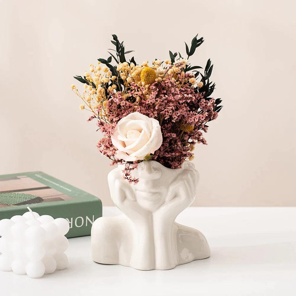 SUENTA Moderne Handgefertigte Keramikvase in Weiß – Dekorativ und Vielseitig