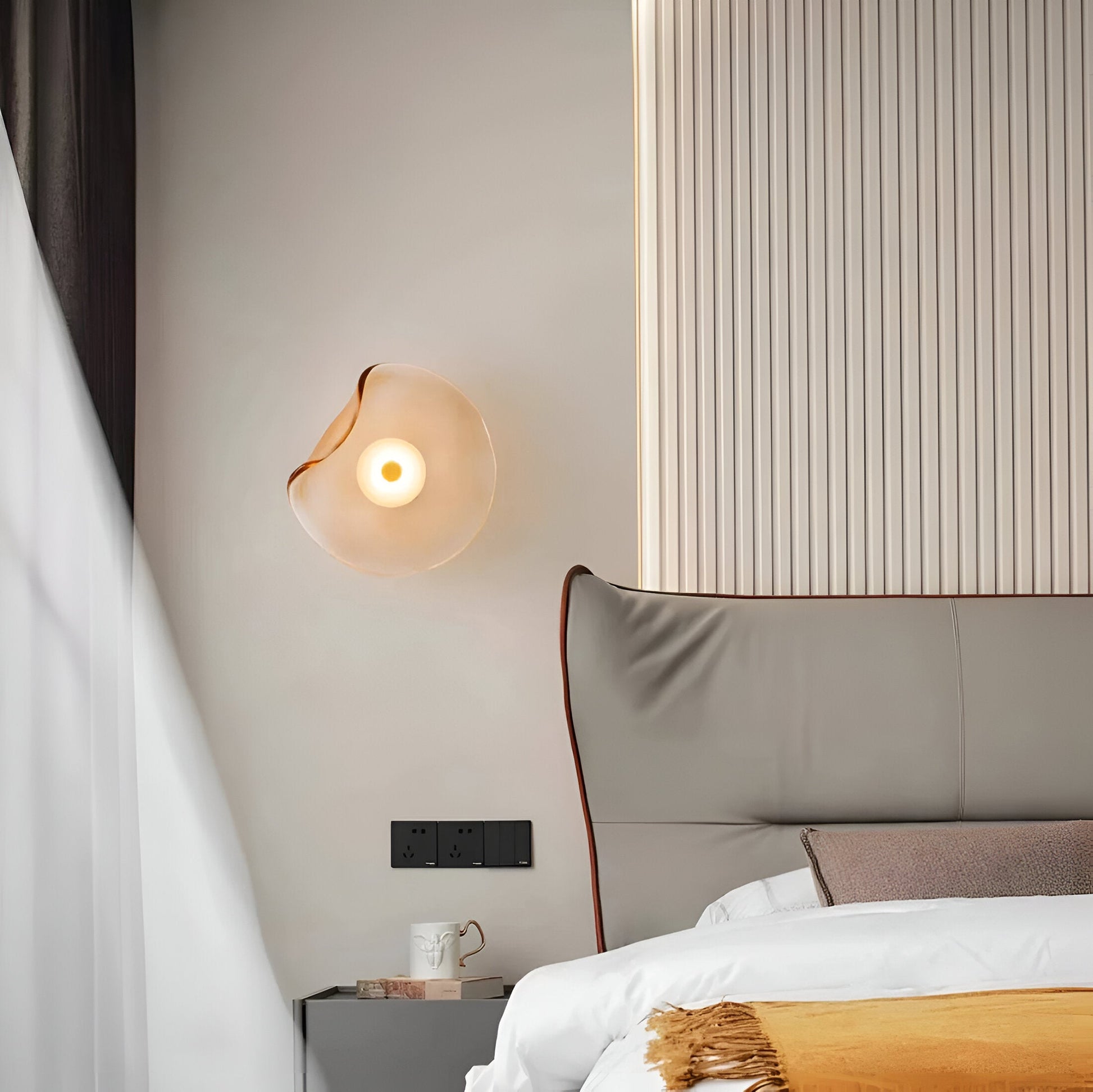 SUENTA Moderne LED Wandlampe aus Glas mit Minimalistischem Design
