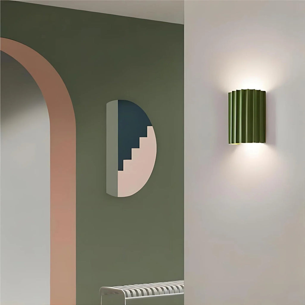 SUENTA Moderne Wandlampe aus Harz mit LED – Elegantes Design für Wohnzimmer