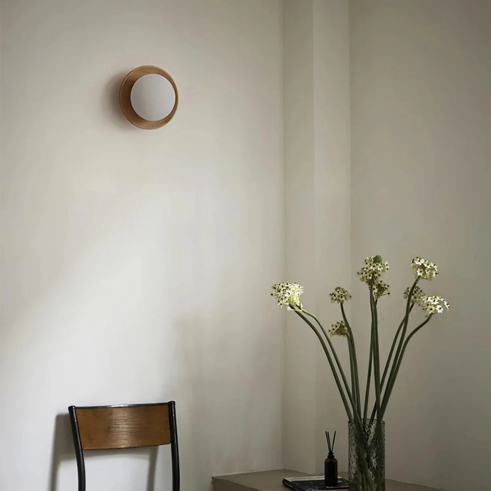 SUENTA Moderne Wandlampe mit Verstellbarem LED-Licht – Skandinavisches Design