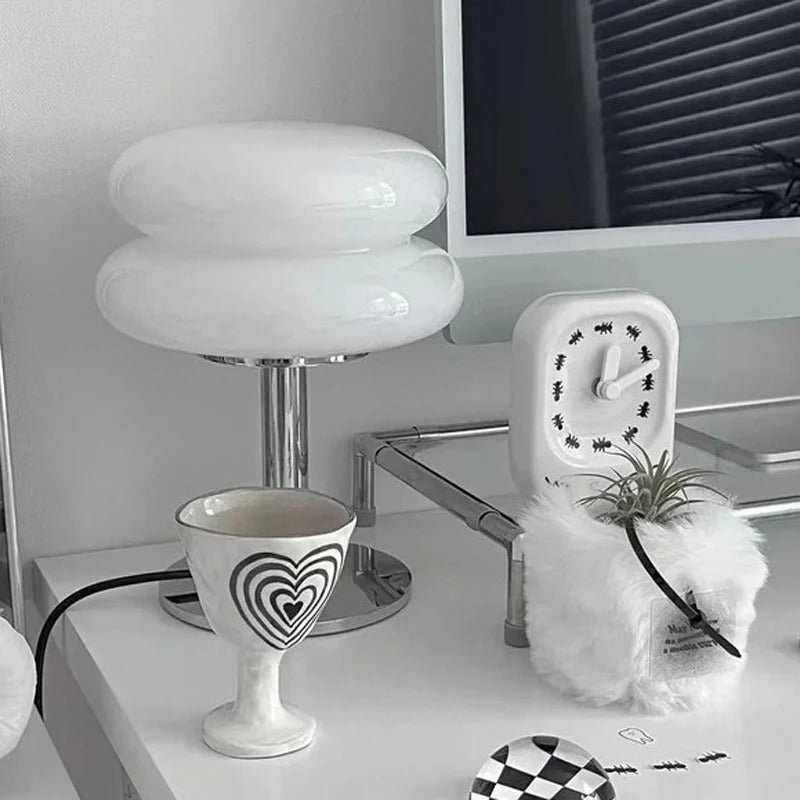 SUENTA Retro Tischlampe aus Glas und Metall – Elegante LED Tischleuchte