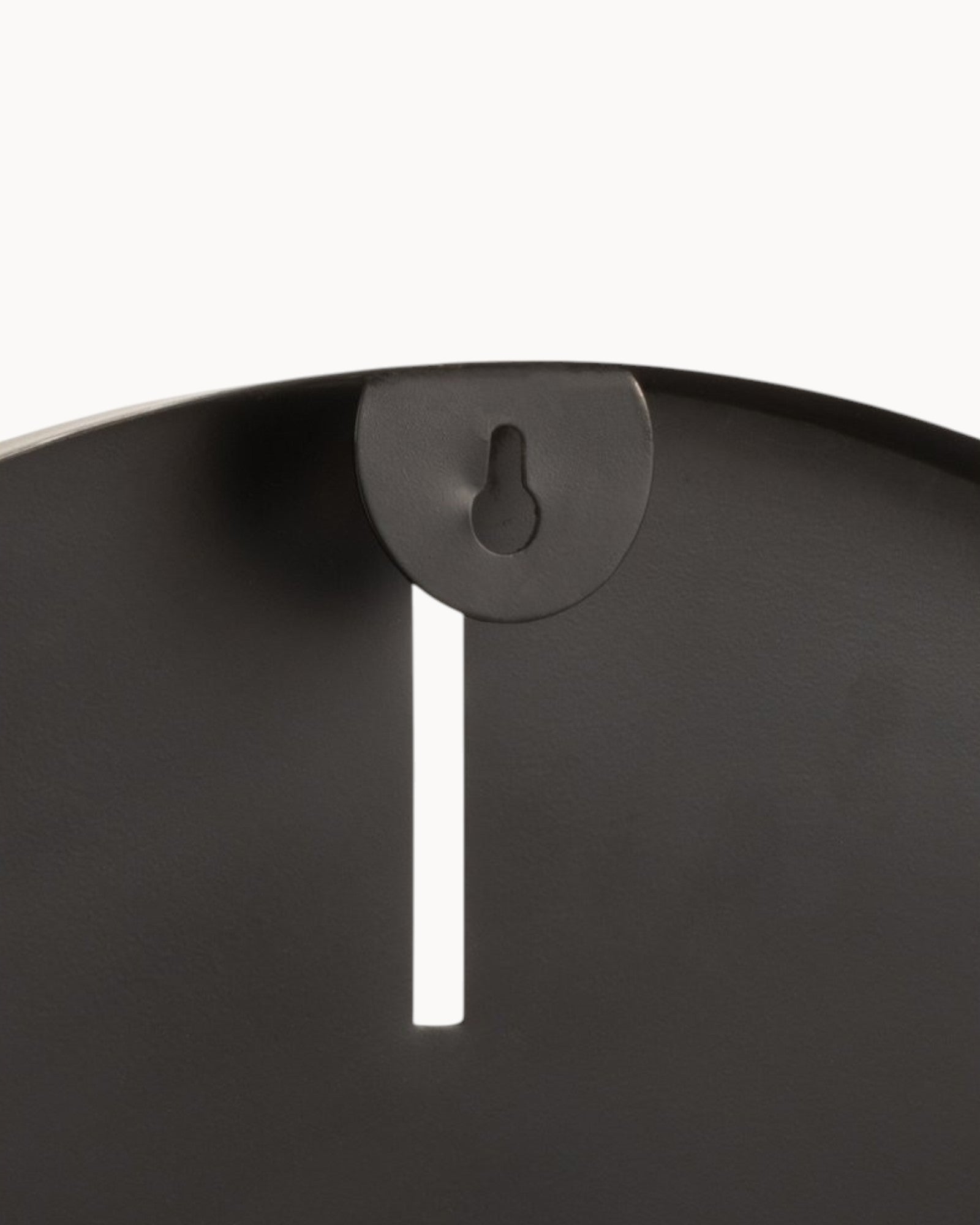 SUENTA Runde Wanduhr Modern aus Metall – Dunkelgrau, Ø 50,5 cm