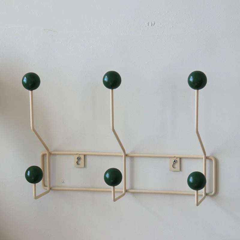SUENTA Schmiedeeisen Wandgarderobe mit Holz-Haken – 3 oder 4 Haken 6-grün