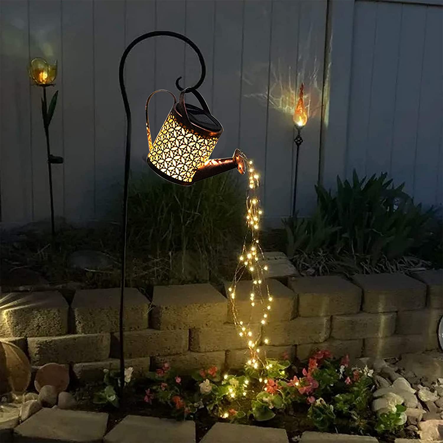 SUENTA Solarbetriebene Gartenlaterne Eisen Retro Beleuchtung LED Default