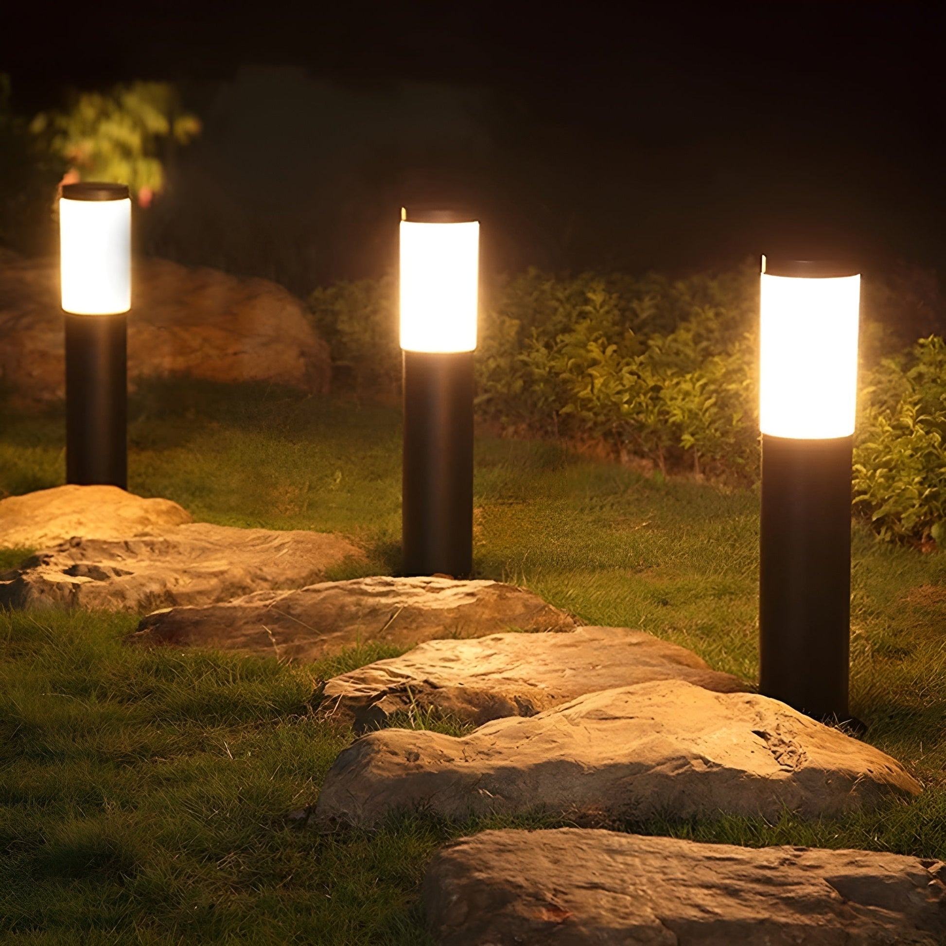 SUENTA Solarbetriebene LED Gartenlampe – Wetterfest, Einfache Installation