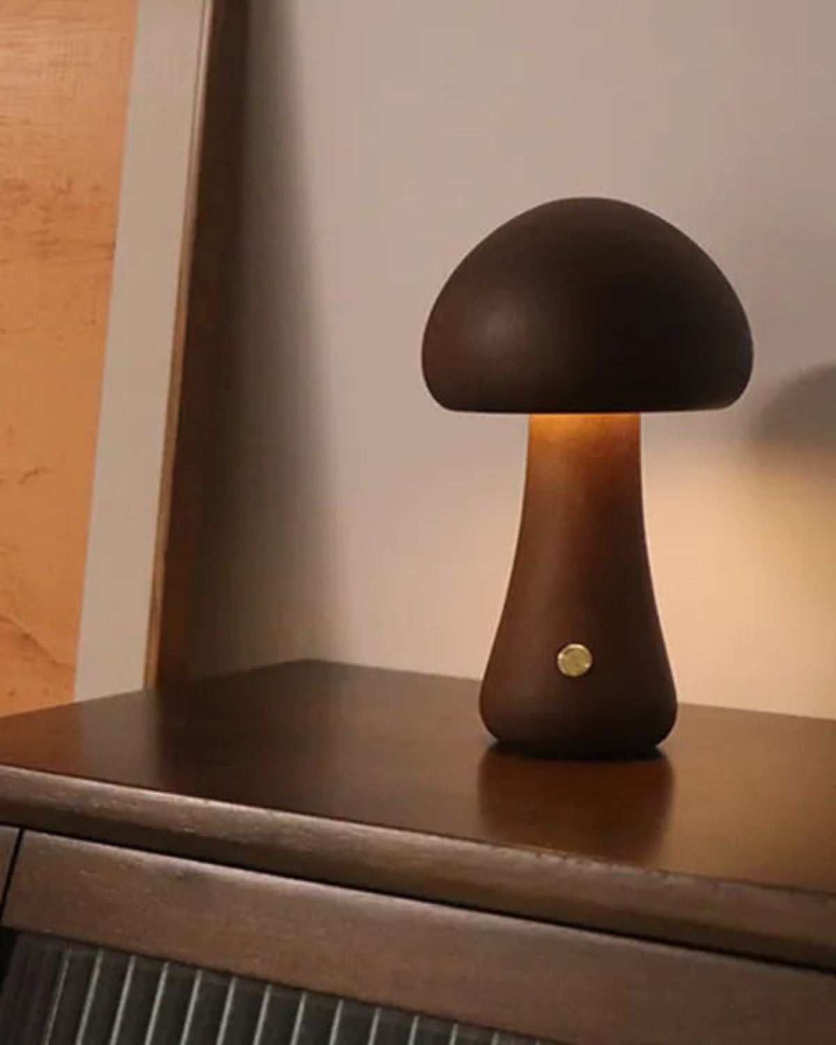 SUENTA Tischlampe im Pilzdesign aus Holz – Minimalistisch und Elegant