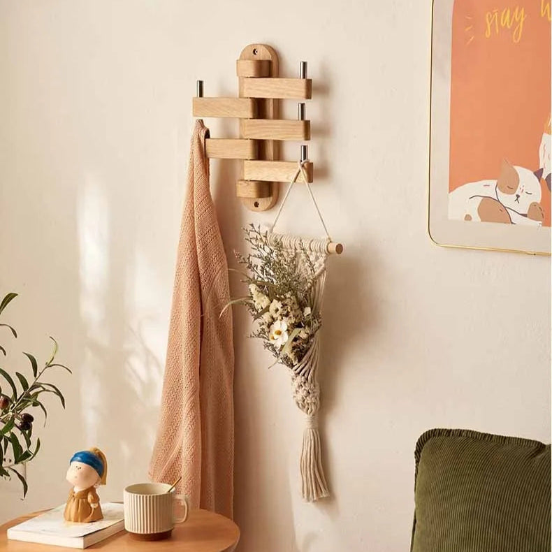 SUENTA Wandgarderobe aus Eichenholz mit 5 Haken – Platzsparend und Elegant