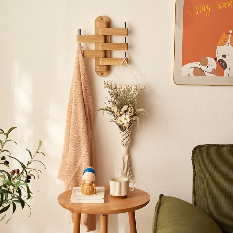 SUENTA Wandgarderobe aus Eichenholz mit 5 Haken – Platzsparend und Elegant