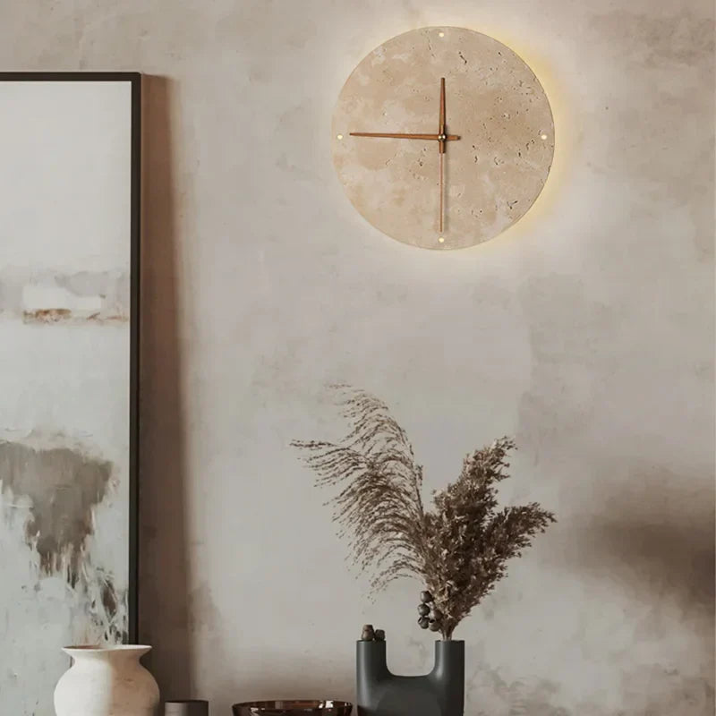 SUENTA Wandlampe mit Uhr aus Naturstein – Elegante LED-Beleuchtung 30 cm