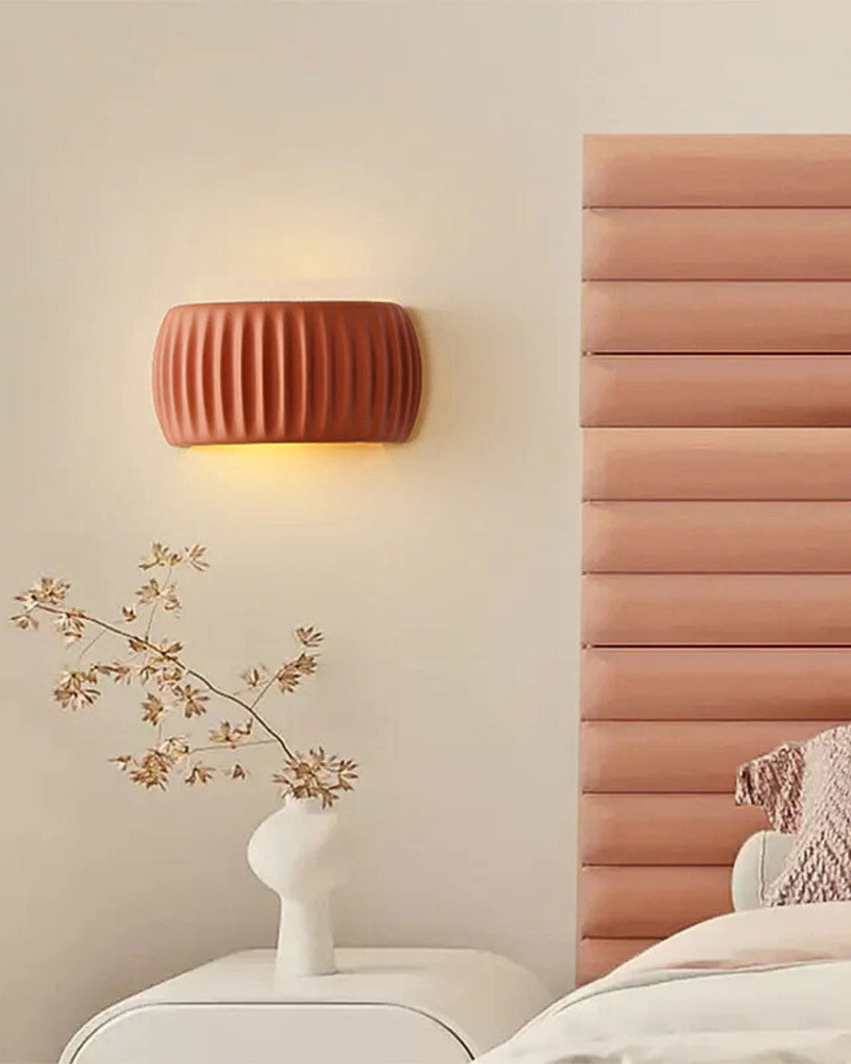 SUENTA Wandlampe mit Wellenform – Elegantes Design in Erdtönen