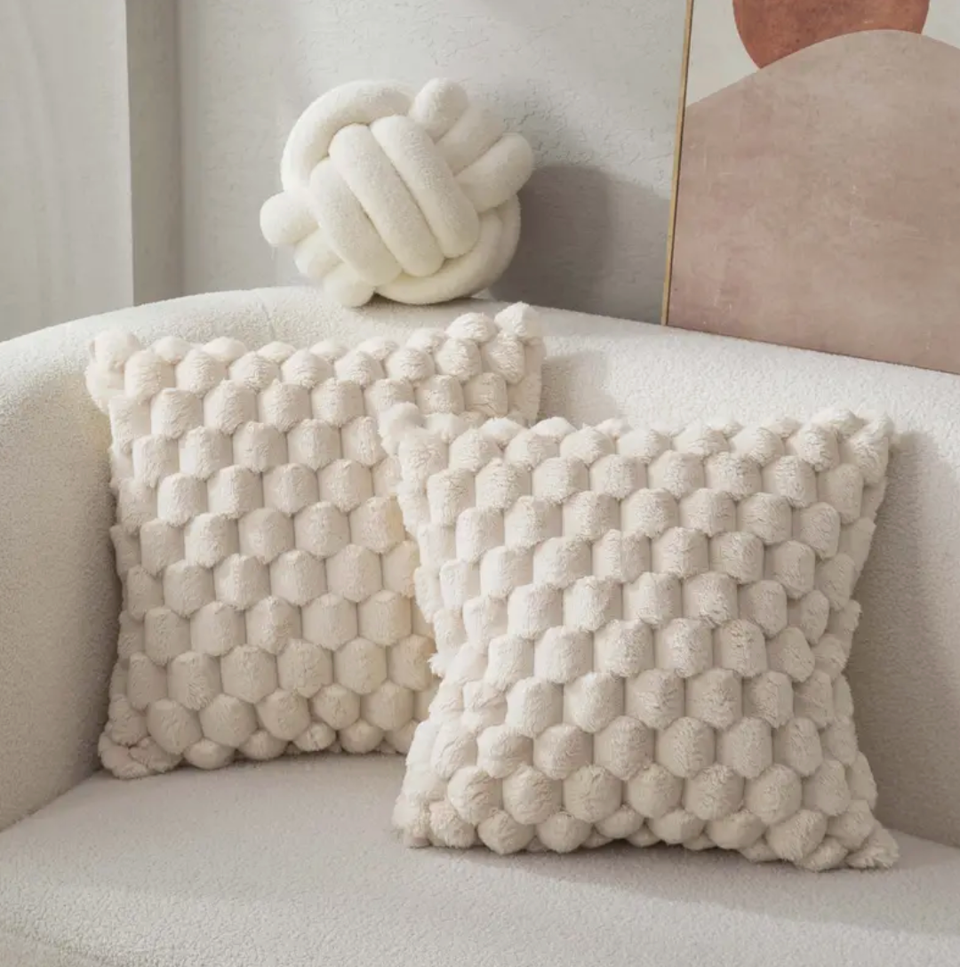 SUENTA Weiches Kissen Mit Flauschigem Bezug Für Gemütliches Heim Weiß-Beige