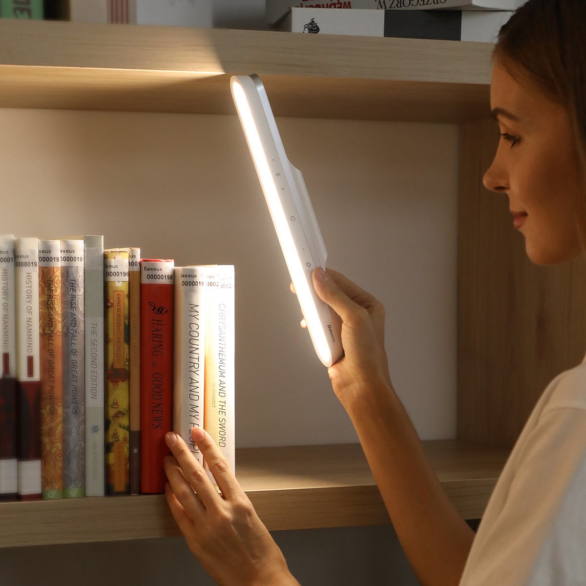 SUENTA Wiederaufladbare Magnetische Schreibtischlampe mit Sensorsteuerung – Modernes Design in Schwarz, Weiß oder Grau