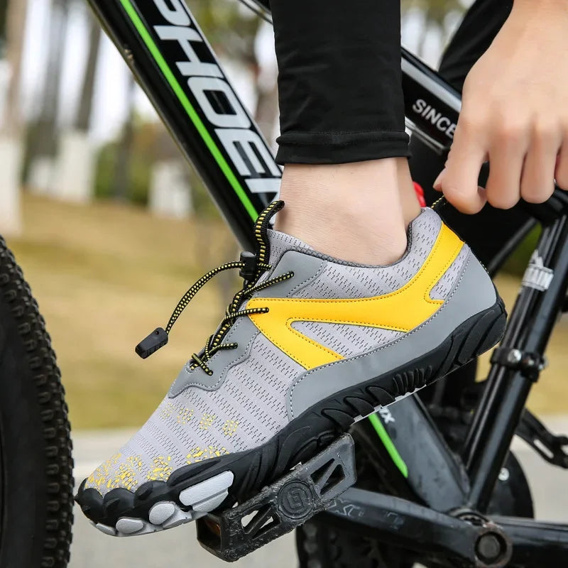 SUENTA Unisex Flache Barfußschuhe Wasserdichte Fünfzehige Aufbau