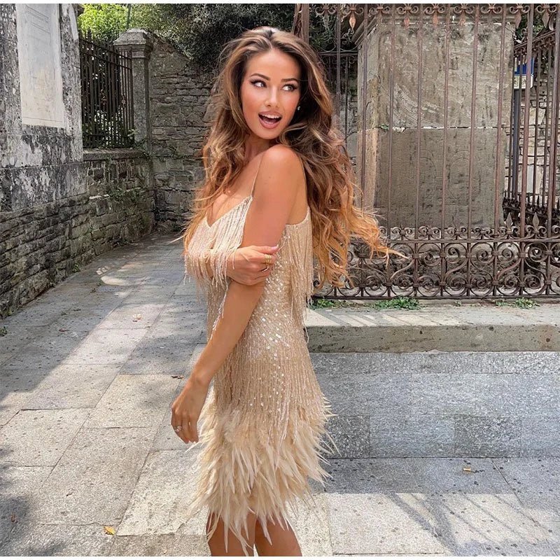 Carmella – Ein stylishes Cocktailkleid