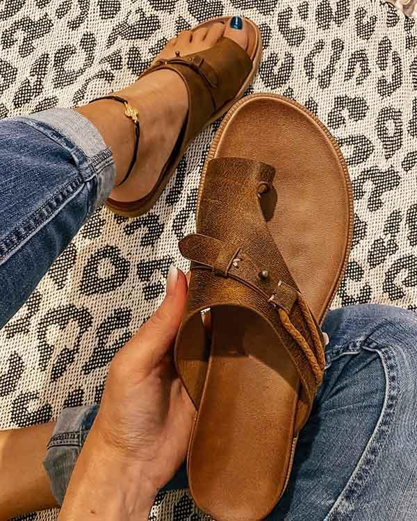 SUENTA Damen Sandalen Minimalistische Eleganz Veganem Leder Slip On Braun