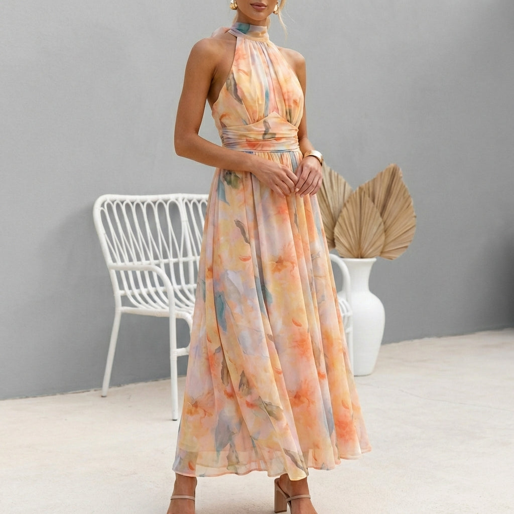 SUENTA Sahara | Chiffon-Maxikleid mit Neckholder, geraffter Taille und Faltenrock