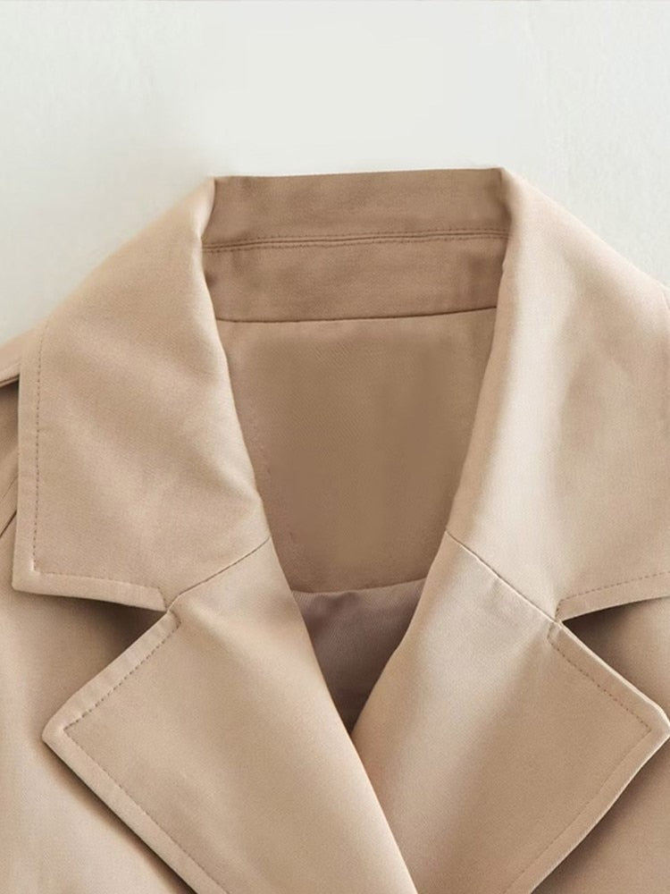 SUENTA Damen Kurzer Beigefarbener Trenchcoat Zweireihiges Design