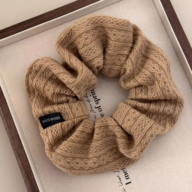 SUENTA Vintage Knit Pattern Hair Scrunchie for Women & Girls - Oversized Knitted Elastic Hair Tie & Sweet Retro Ponytail Holder Fashion Hair Accessory Beige