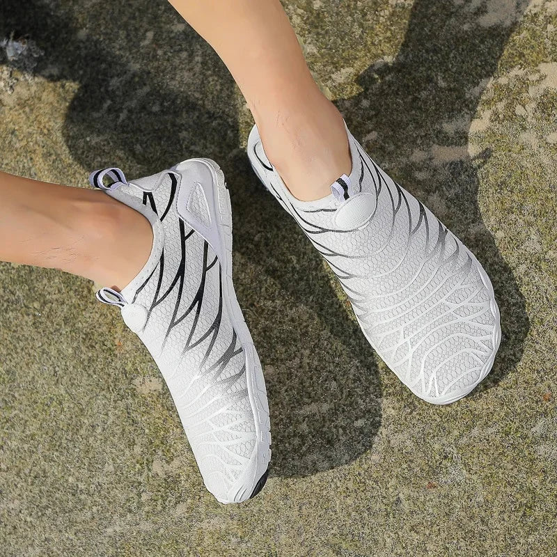 SUENTA Unisex Wasserdichte Barfußschuhe Rutschfest Laufgefühl Weiß