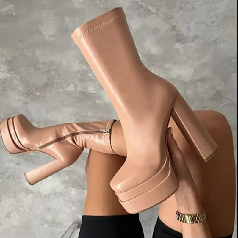 SUENTA Haven Damen Plateau-Stiefeletten - 5 cm Höhe aus Kunstleder rosa