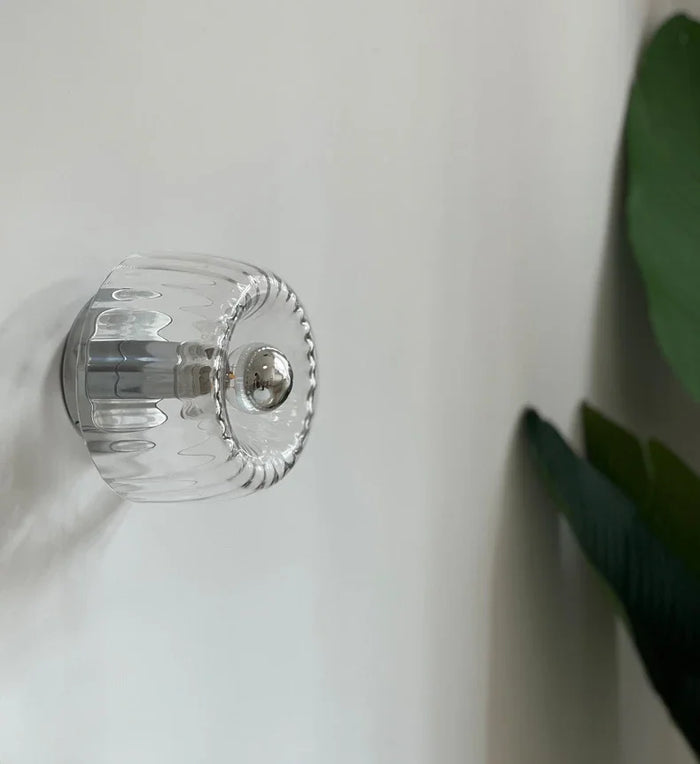 SUENTA Skandinavische Bauhaus-Wandlampe