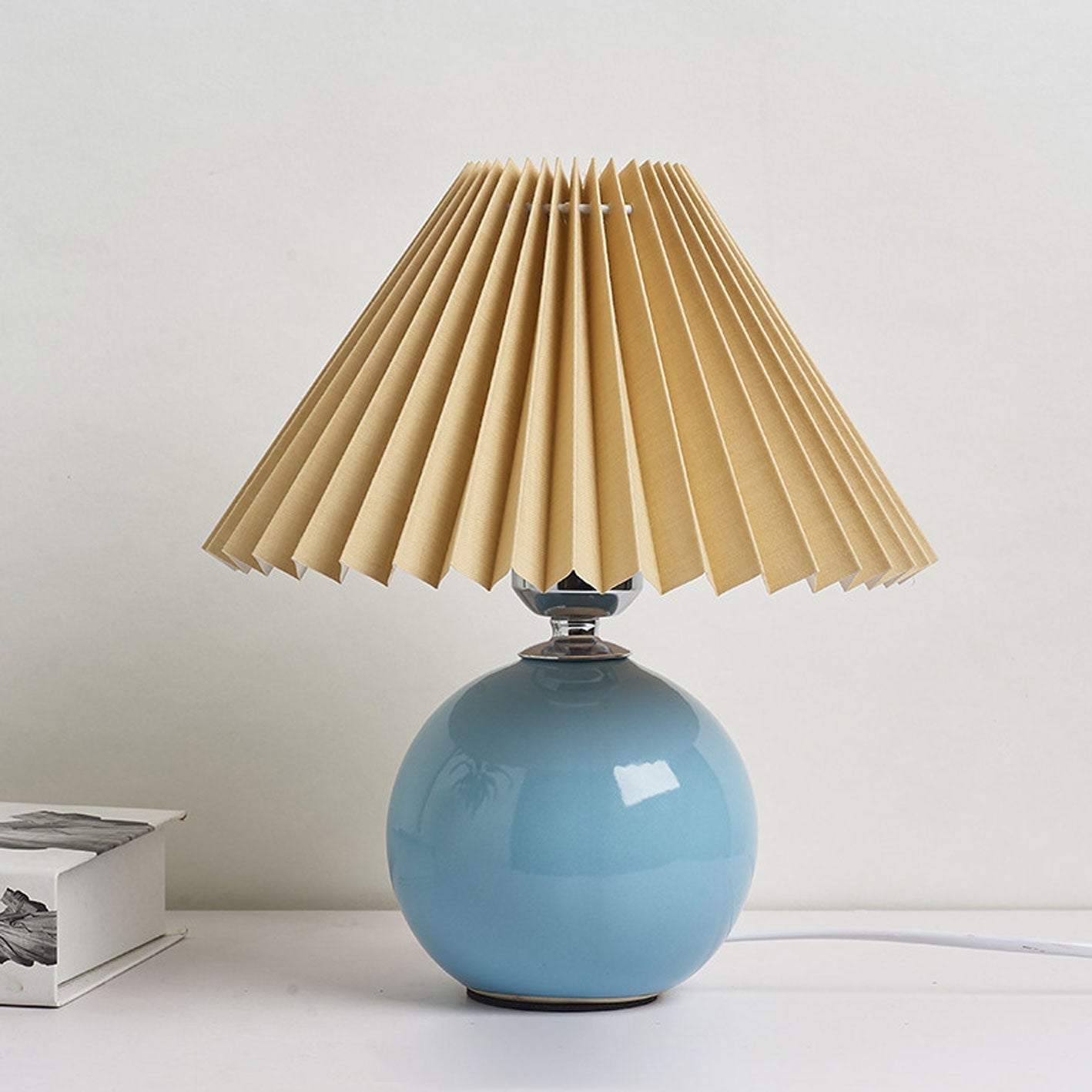 SUENTA Tischlampe Keramik Minimalistisch Plissierter Schirm Hellblau Braun Druckschalter