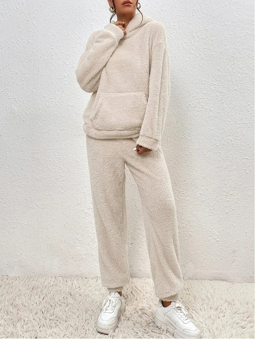 SUENTA Teddy-Hausanzug Langen Hoodie Mit Praktischer Kängurutasche Und Passende Hosen