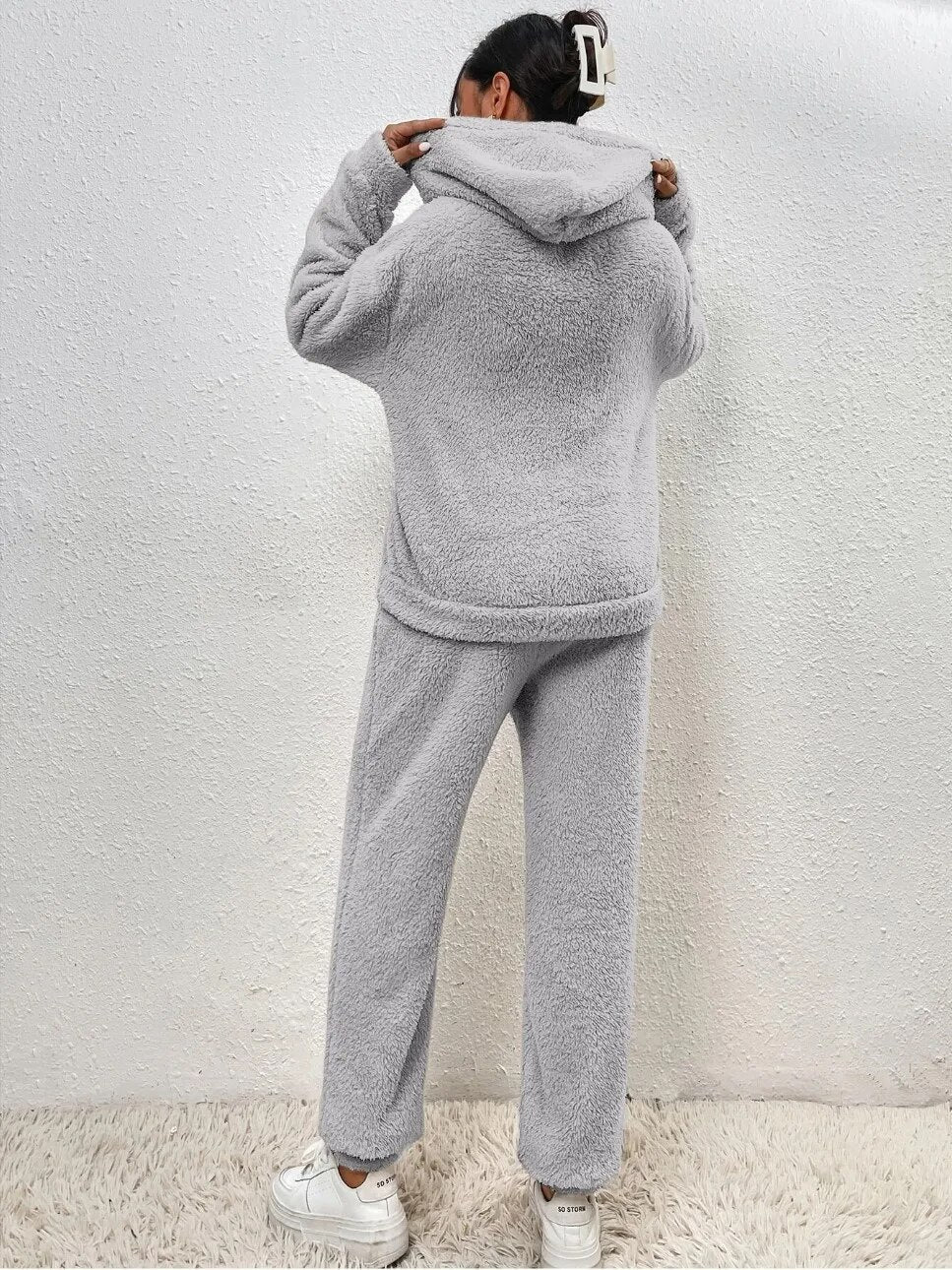 SUENTA Teddy-Hausanzug Langen Hoodie Mit Praktischer Kängurutasche Und Passende Hosen