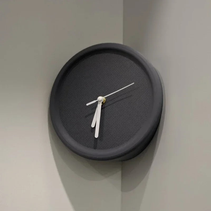 SUENTA Cornetto Wanduhr Wand-Eckuhr Umweltfreundlichem Material Kompakt