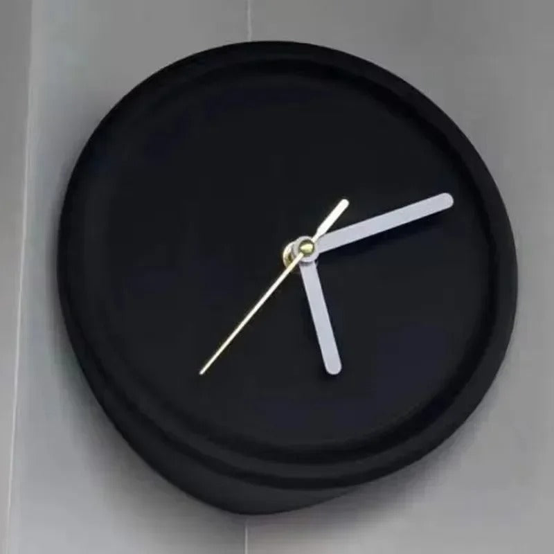 SUENTA Cornetto Wanduhr Wand-Eckuhr Umweltfreundlichem Material Kompakt Schwarz Innenecke