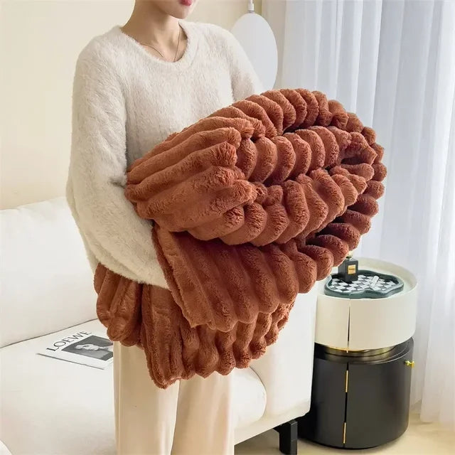 SUENTA Weiche Plüsch-Maxi-Decke - LuxuraWrap Bordeaux
