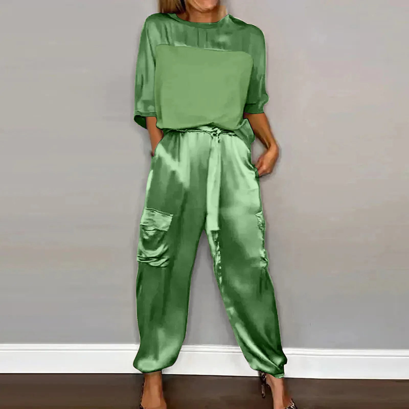 SUENTA Damen Satin Zweiteiler – Elegantes Set mit Halbärmeliger Atmungsaktiver Bluse Grün