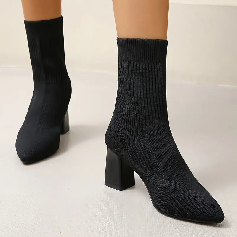 SUENTA Flaming Damen Stiefelette - Zeitlos Elegantes Design