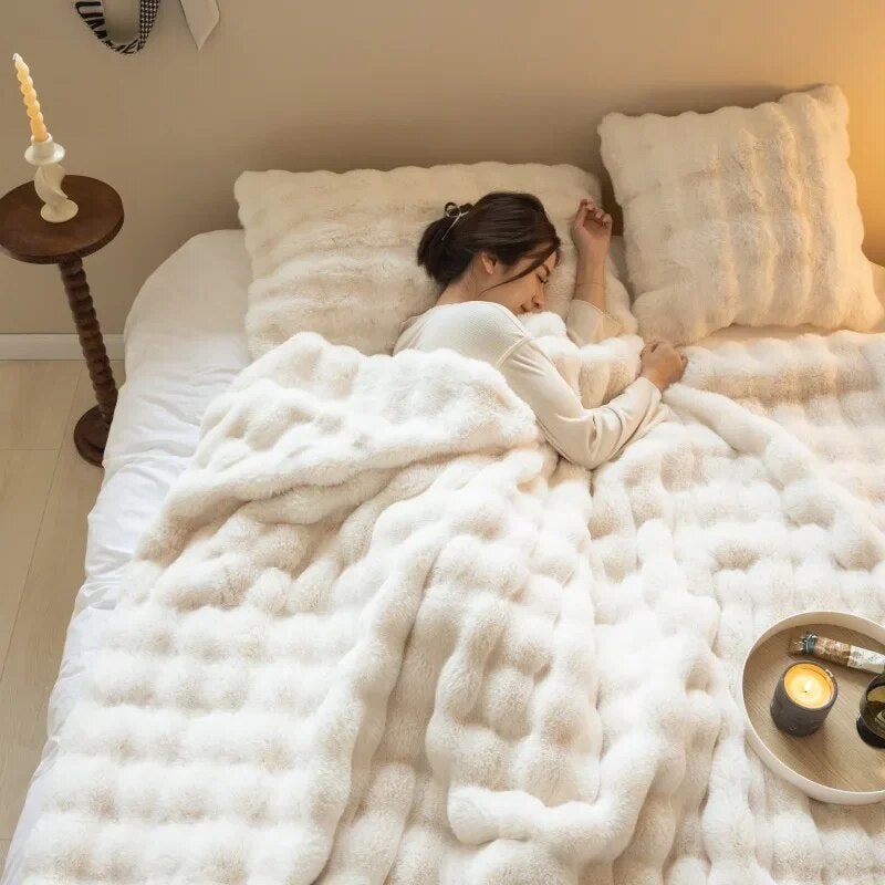 SUENTA Die Plüschdecke, Über die Alle Sprechen! - WarmWol