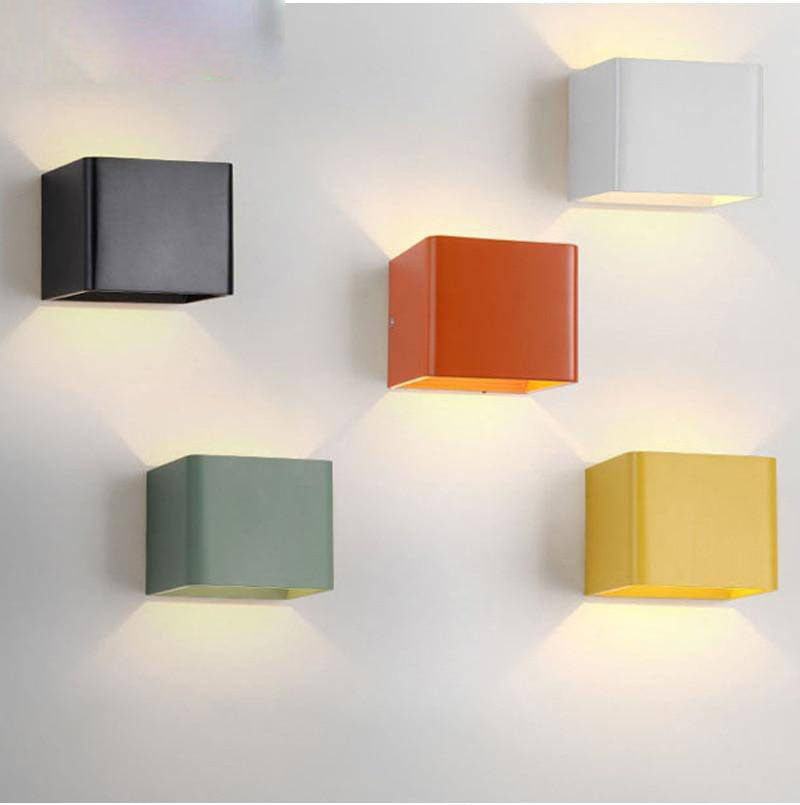 SUENTA Moderne LED Wandleuchte Mit Farbigem Metallwürfel Metall