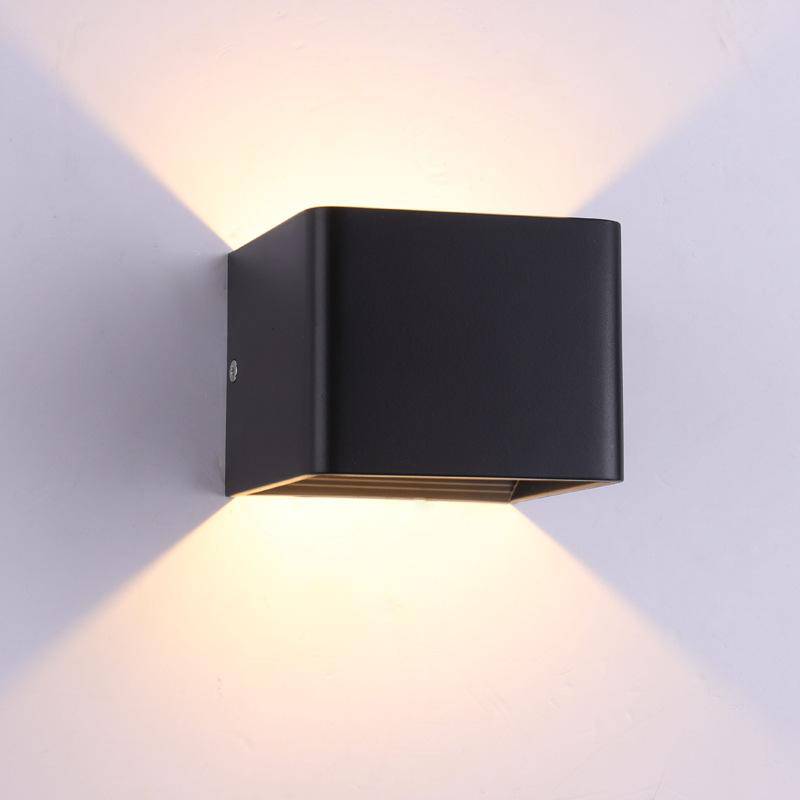 SUENTA Moderne LED Wandleuchte Mit Farbigem Metallwürfel Metall