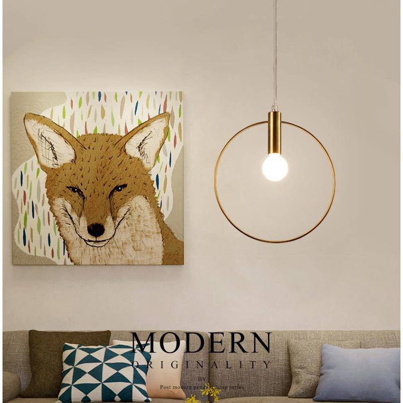SUENTA LED-Hängelampe in runder Form mit goldenem Finish Metall